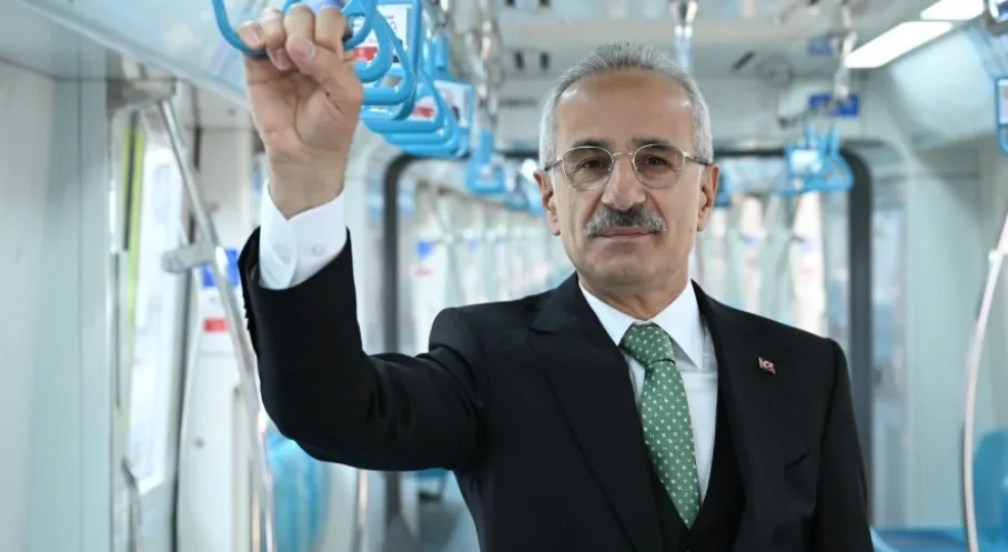 30 Ağustos Zafer Bayramı'nda Toplu Taşıma Müjdesi: Ücretsiz Ulaşım!