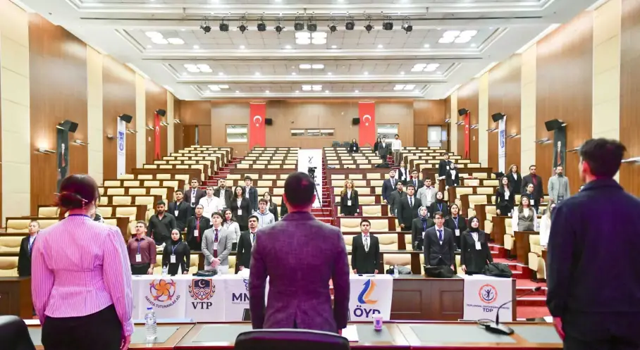 ABB Bağımlılıkla Mücadele Politikalarını Gençlerle Birlikte Geliştirecek