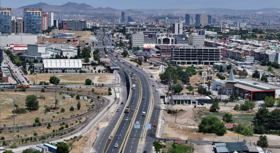 ABB'den Ankara Trafiğine Dev Yatırım: Yeni Köprüler ve Kavşaklar Hizmete Açıldı!