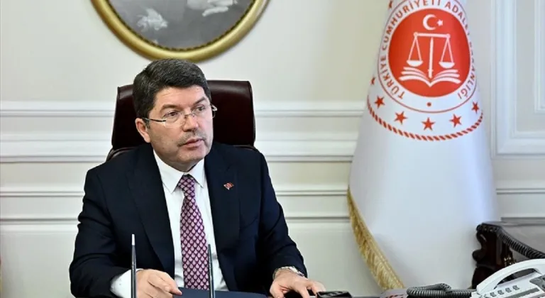 Adalet Bakanı Tunç'tan Özgür Özel'e Saldırı Açıklaması: Tahliye Mevzuata Uygundu!