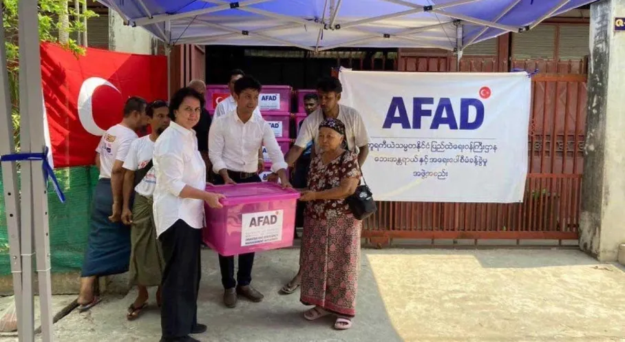 AFAD'dan Myanmar Depremine Anında Müdahale: Türkiye'den Yardım Eli Uzandı!