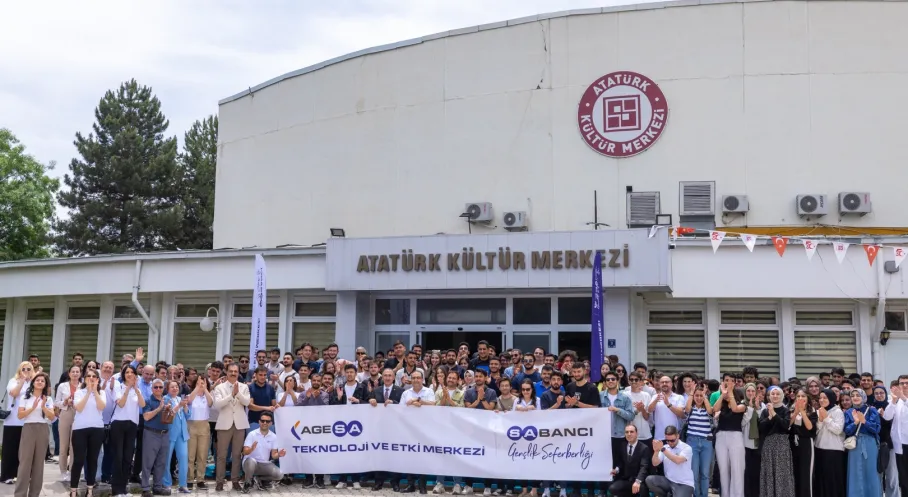 AgeSA'dan Fırat Üniversitesi'ne Teknoloji ve Etki Merkezi: Gençler İçin Yeni Fırsatlar!