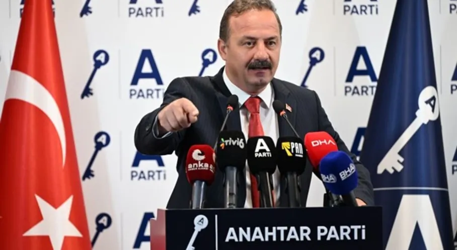 Ağıralioğlu'ndan Sert Tepki: Valilerimiz Üzerinden Devlet Vakarımıza Saldırıya İzin Vermeyiz!