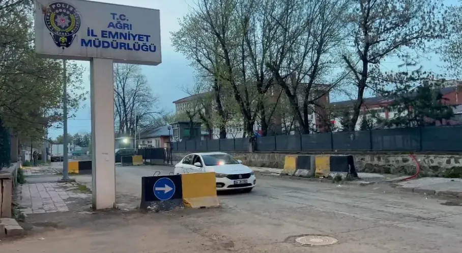 Ağrı'da Yasa Dışı Bahis Operasyonu: 20 Gözaltı!