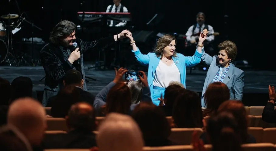Ahmet Şafak Bakü'yü Coşturdu: Karabağ Gazisiyle Yürekleri Dağlayan Anlar!
