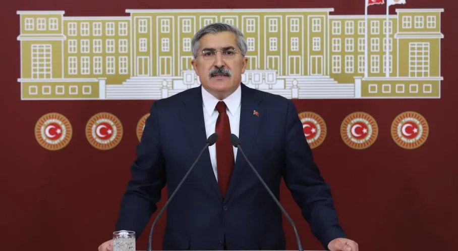 AK Parti'den CHP'ye Sert Eleştiri: TBMM Açılışında Tarihi Ayıp!