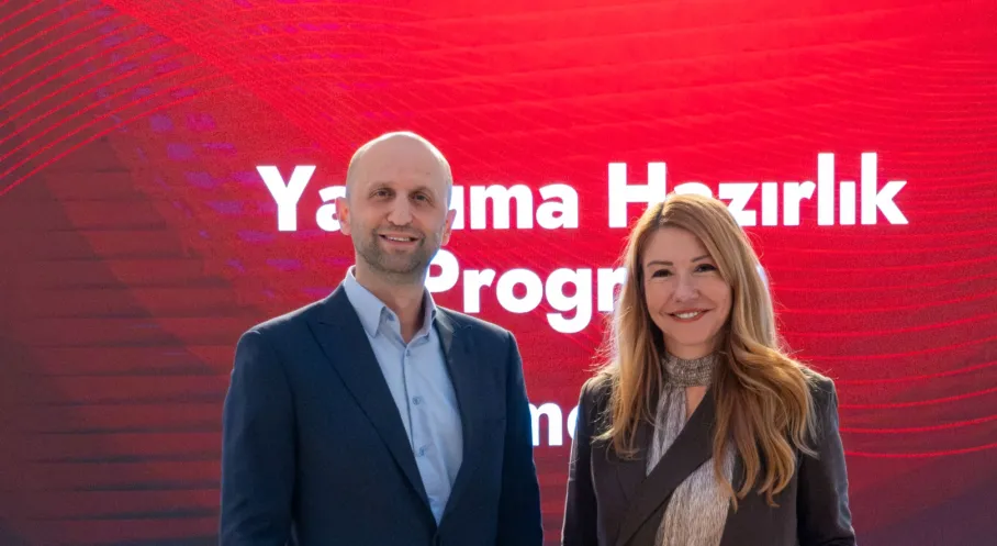 Akbank ve Arya'dan Girişimcilere Yatırım Desteği! Program Tamamlandı