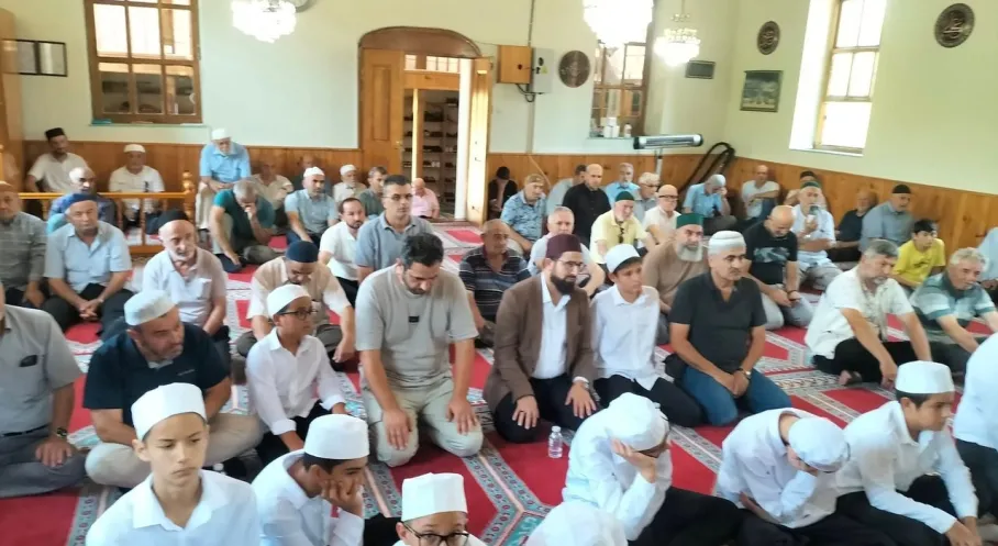 Akçakoca'da Ahmet Dede Anması: Yoğun İlgi ve Dualarla Anıldı!