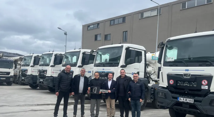 Akçansa'dan Lojistikte Büyük Atılım: MAN ile 19 Yeni Kamyon Filoya Eklendi!