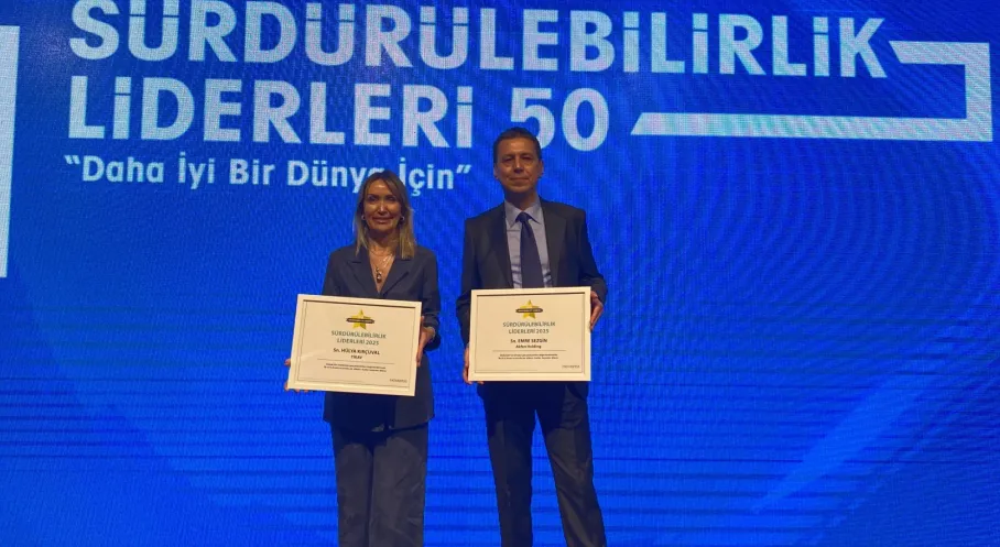 Akfen'den Sürdürülebilirlik Zirvesi: İki Lider Ödülle Taçlandırıldı!