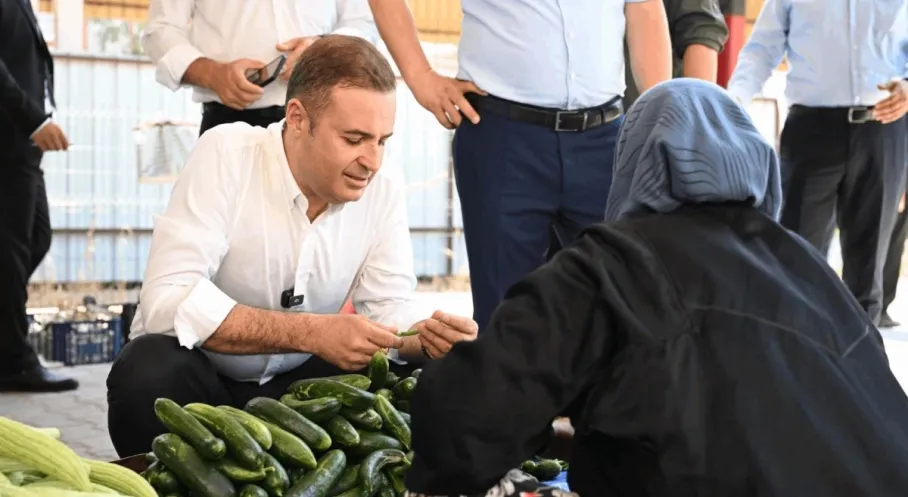 Balıkesir'de Halkın Başkanı: Akın'dan Esnaf Ziyareti ve Vatandaş Buluşması!