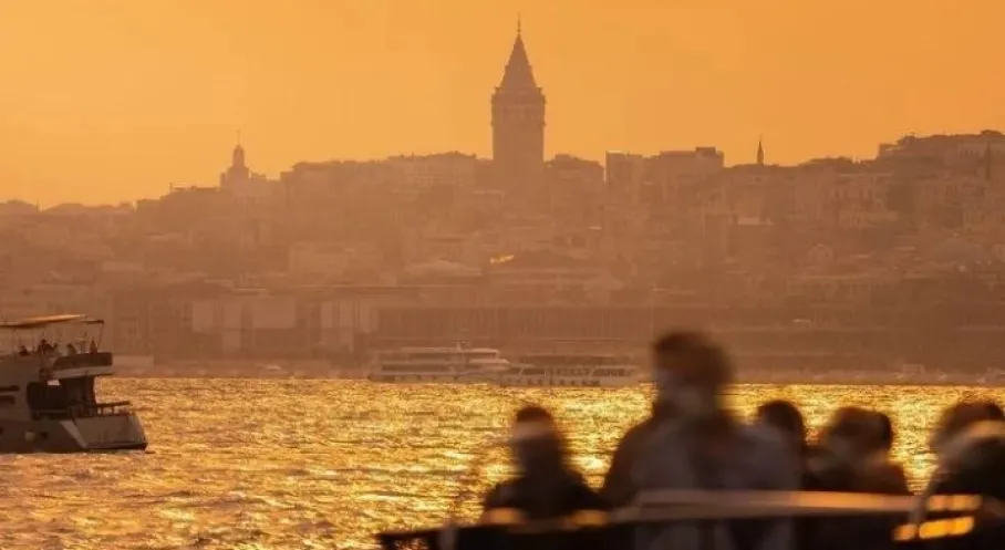 İstanbul'da Poyraz Alarmı! Sıcaklar Ne Zaman Bitecek?