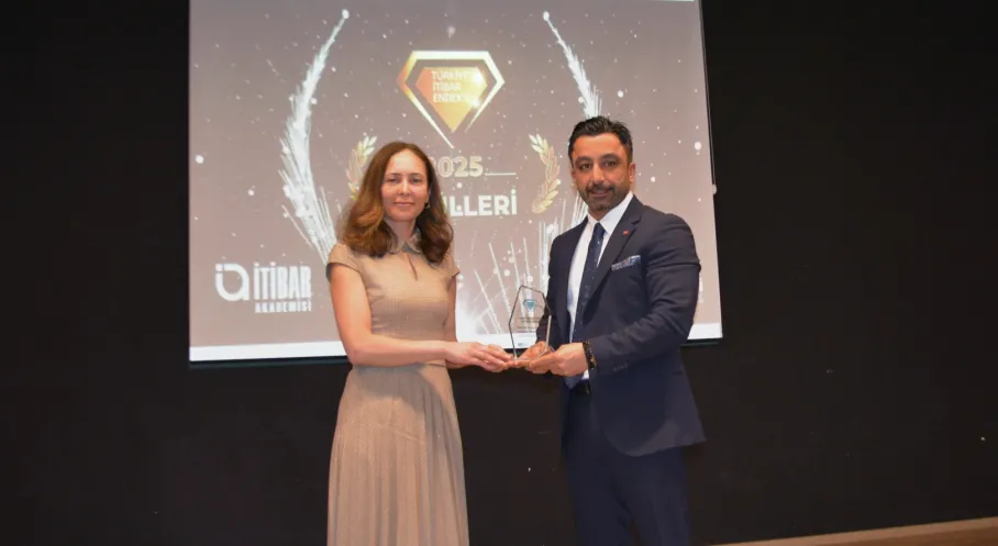 Aksa Doğalgaz Zirvede! Enerji Sektörünün En İtibarlı Markası Seçildi!