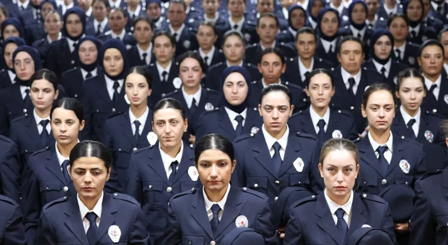 Aksaray'da 277 Polis Adayının Mezuniyet Coşkusu: Görev Yerleri Belli Oldu!