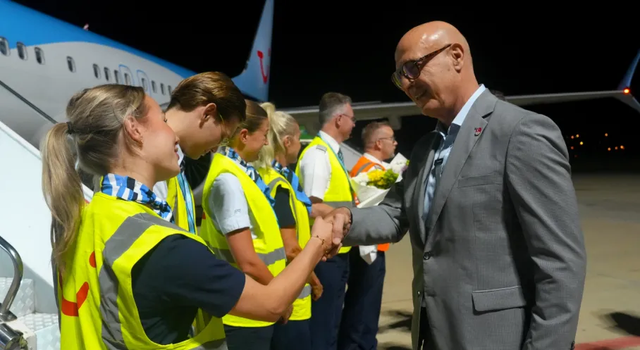 Alanya Turizminde Müjde: Amsterdam'dan İlk Direkt Uçuş Gerçekleşti!