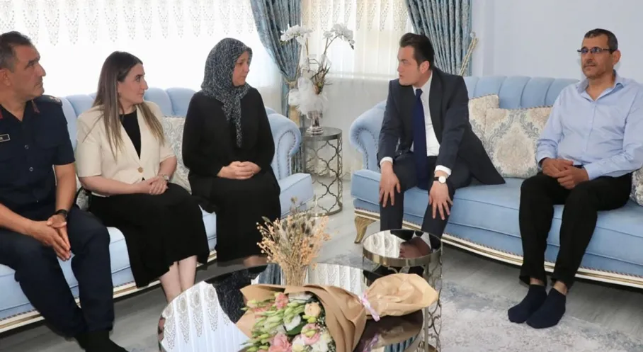 Alanya'nın Yeni Kaymakamı Öztürk'ten İlk Ziyaret Şehit Ailesine!