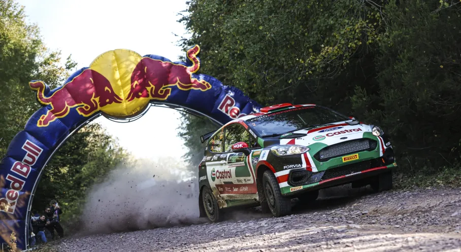 Ali Türkkan İstanbul Rallisi'nde Zafere Ulaştı! Red Bull Sporcusundan Büyük Başarı