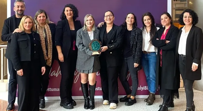 Allianz Türkiye'nin 'Bir Kız Gelecek' Programı Kadın Dostu Markalar Farkındalık Ödülü Aldı