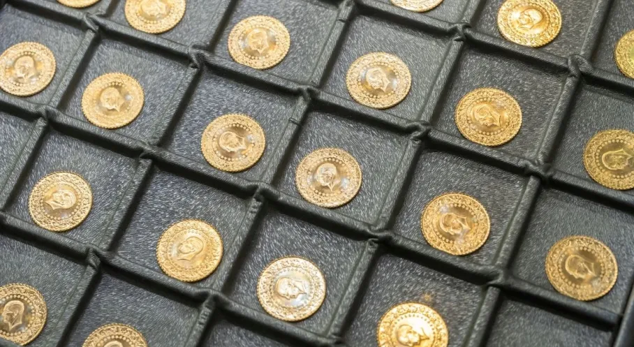 Altın Rekor Kırdı! Gram Altın Fiyatları Tarihi Zirvede: İşte Detaylar