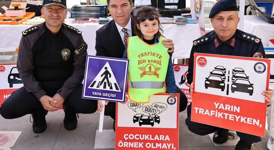 Amasya'da Trafik Haftası Coşkusu: Hayat Kurtaran Kurallar Vurgulandı!