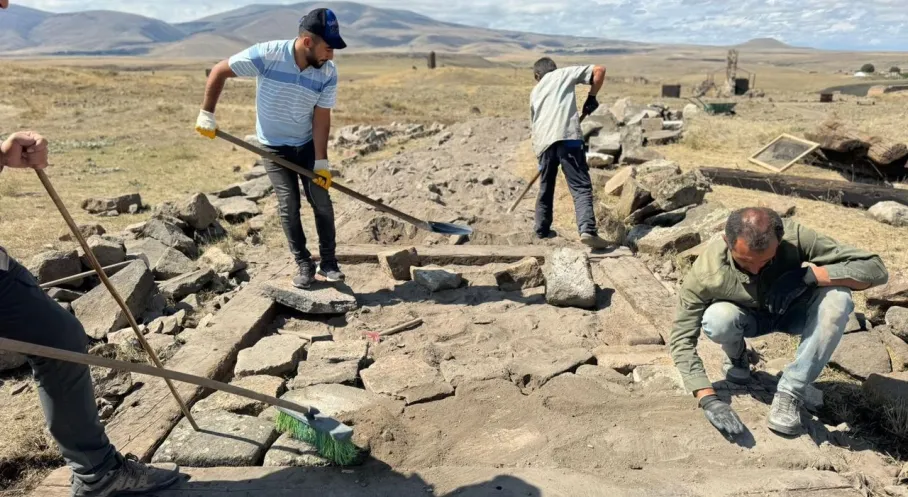 Ani Ören Yeri'nde Kazı Sezonu Başladı! Tarihi Kent Yeniden Canlanıyor