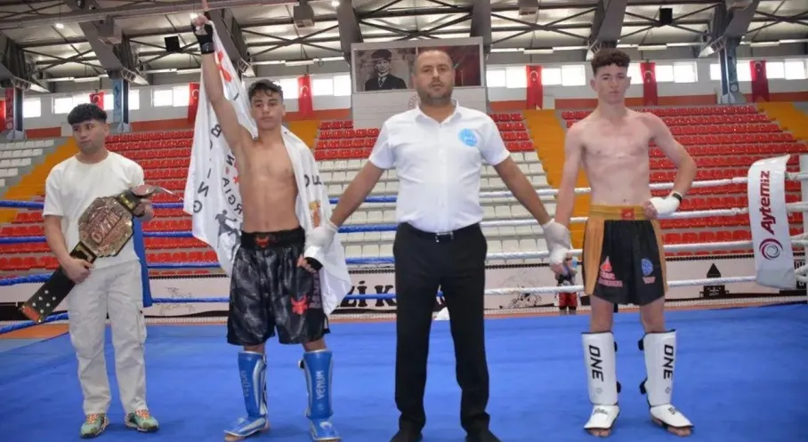 Ani'nin Fethi Şerefine Kick Boksta Şampiyonluk Coşkusu! Uluslararası Arenada Kıyasıya Rekabet