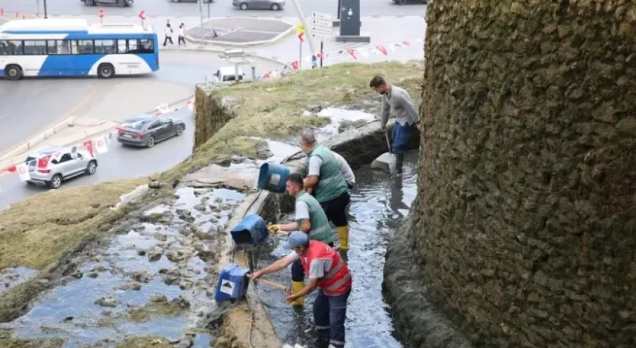 Keçiören Şelalesi Sonbahar Hazırlığı: Temizlik ve Bakım Başladı!