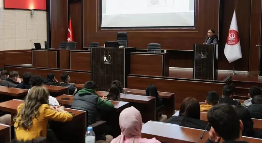 Keçiören'de Sağlıklı Beslenme Semineri: Öğrenciler Obeziteye Karşı Bilgilendirildi!