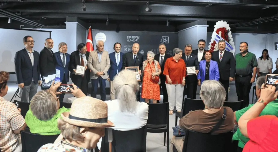 Ankara Nostaljisi Canlandı: 'Bir Zamanlar Ankara' Kitabı Tanıtıldı!