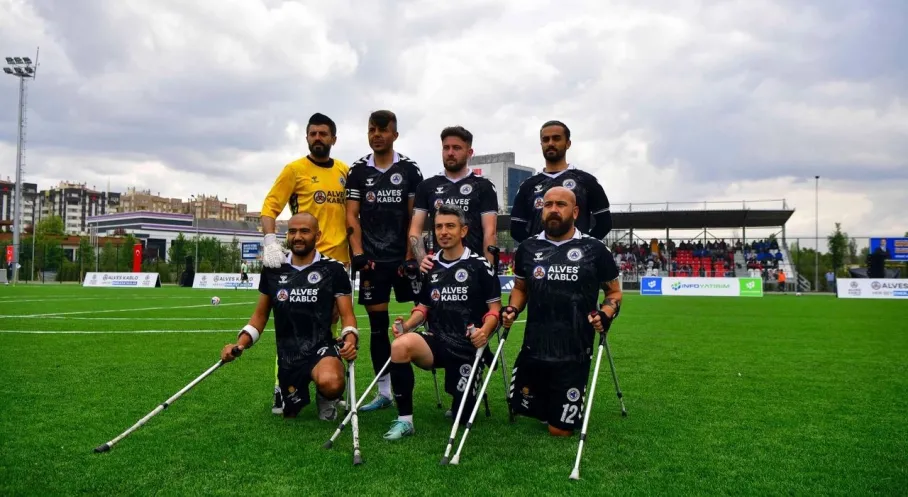 Ankara'da Ampute Futbol Şöleni Başladı! Şampiyonlar Ligi Heyecanı!
