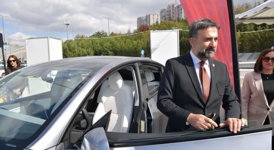 Ankara'da 'Future Drive 2' Elektrikli Araç Fuarına Yoğun İlgi!