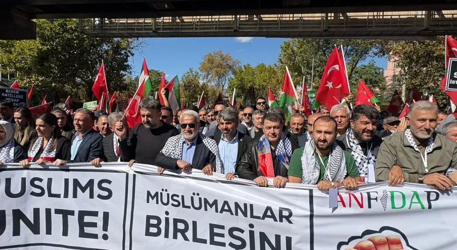 Ankara'da Gazze İçin Yüzbinler Yürüdü! İsrail'e Tepki Yağıyor