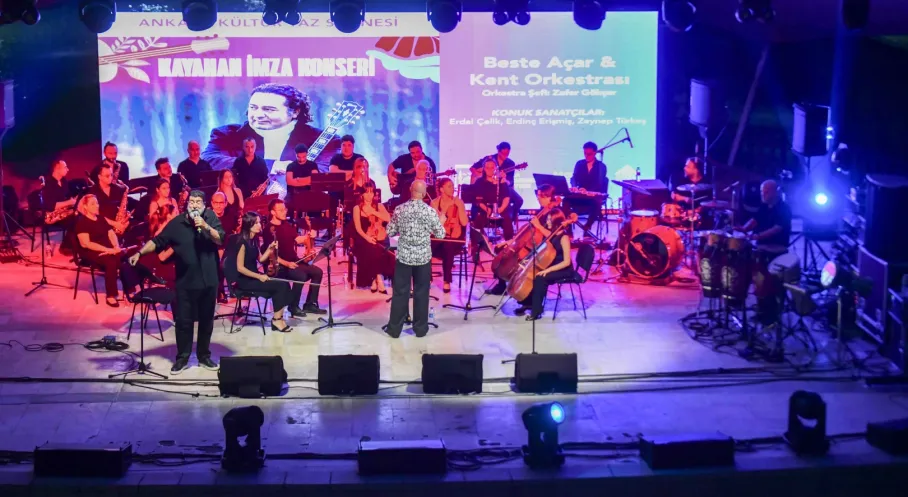 Ankara’da Kayahan’a Duygusal Anma