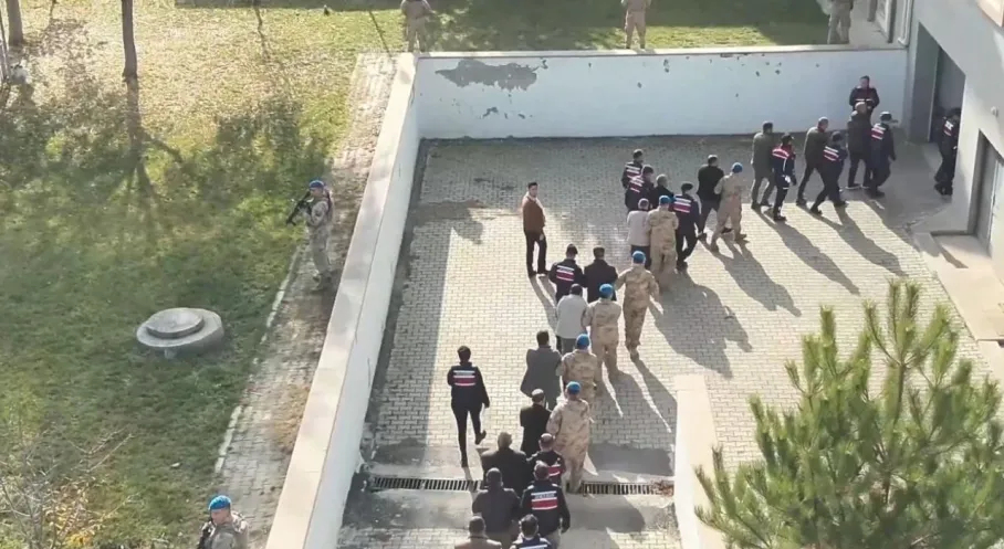 Ankara'da Tefeci Operasyonu: Milyarlarca Liralık Vurgun! 20 Tutuklama