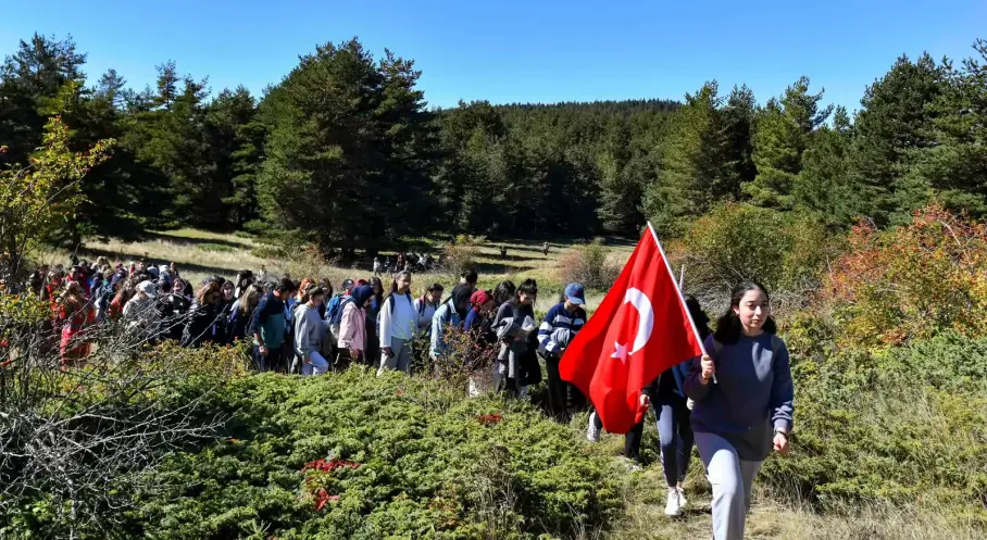 Ankara’da Üniversiteliler Doğayla Buluştu: Rota Işık Dağı