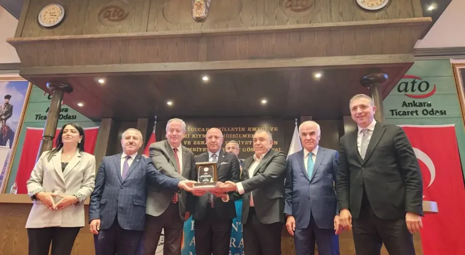 Ankara'da Üstün Hizmet Ödülleri Sahiplerini Buldu: İşte O İsimler!