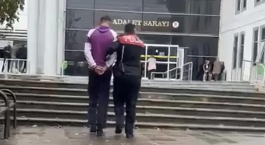 Antakya’da 1 yıl 1 ay hapis cezasıyla aranan şahıs yakalandı