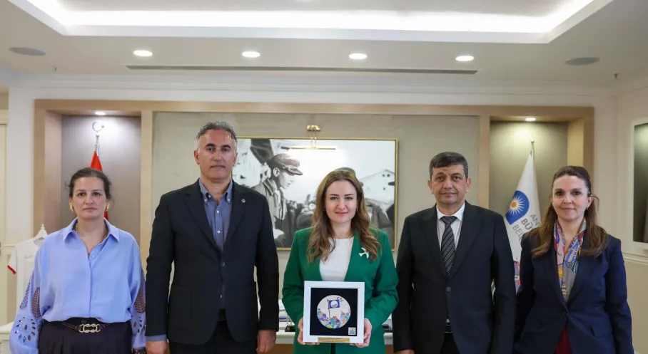 Antalya Büyükşehir Belediyesi Çevrede Rekor Kırdı: 32. Ödülle Zirvede!