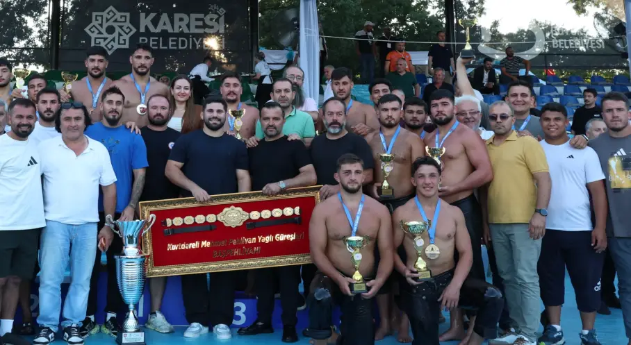 Antalya Büyükşehir’den Cumhurbaşkanlığı Kupası’na 21 pehlivanla katılım
