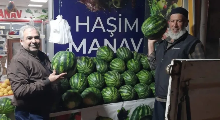Antalya Karpuzu Tezgahlarda Boy Gösterdi