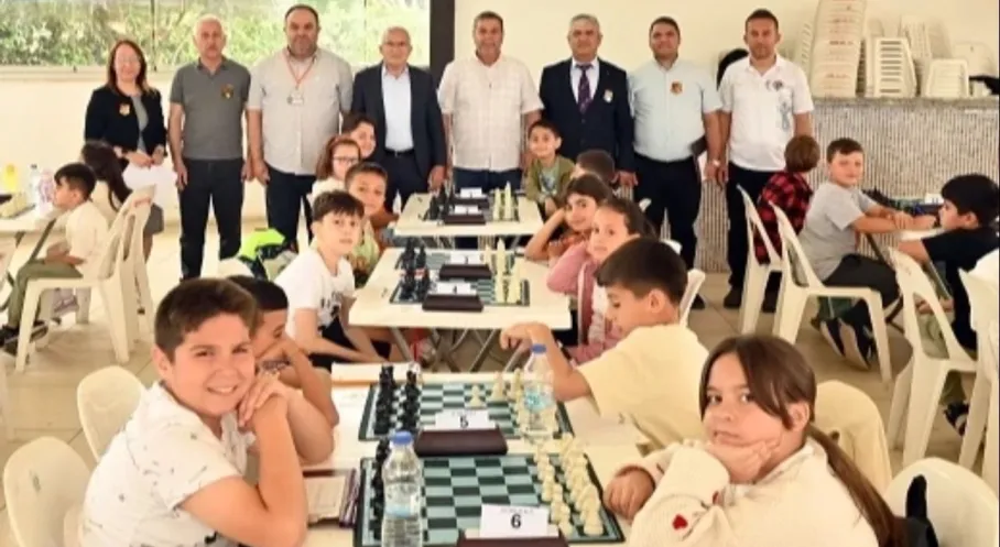 Antalya Kumluca'da Satranç Rüzgarı! Turnuva Coşkuyla Başladı