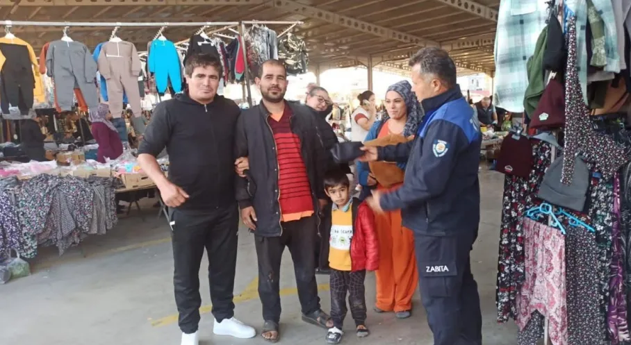 Antalya Serik'te Kayıp Cüzdan Sevinci! Zabıta Hızla Sahibine Ulaştırdı