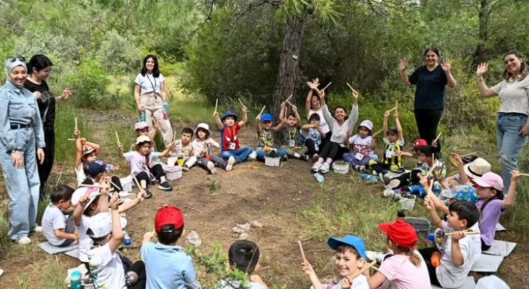 Antalya'da Çocuklar Doğayı Keşfetti! Muratpaşa Belediyesi 'Doğa Temelli Gelişim Atölyesi' Düzenledi