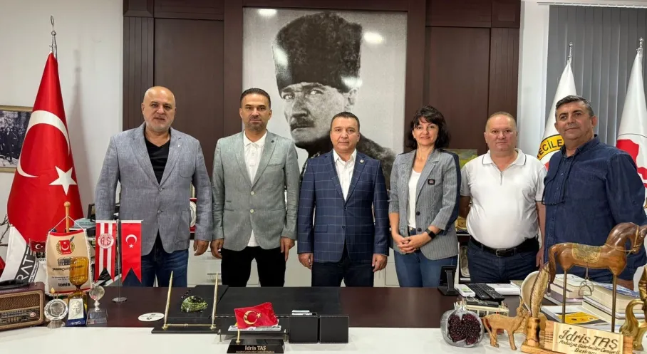 Antalya'da Dijital Medya Atağı: TİMBİR'den AGC Başkanı Taş'a Ziyaret!
