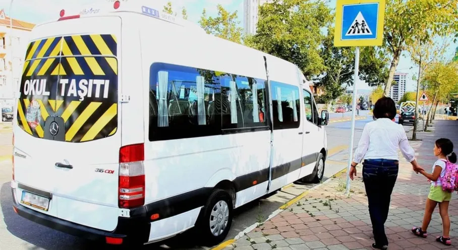 Antalya'da Okul Servis Ücretlerine Zam Şoku! Yeni Fiyatlar Ne Kadar Olacak?