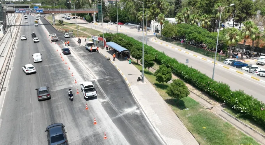 Antalya’da Trafik Rahatlıyor: Kavşak ve Yol Düzenlemeleri Tamamlandı