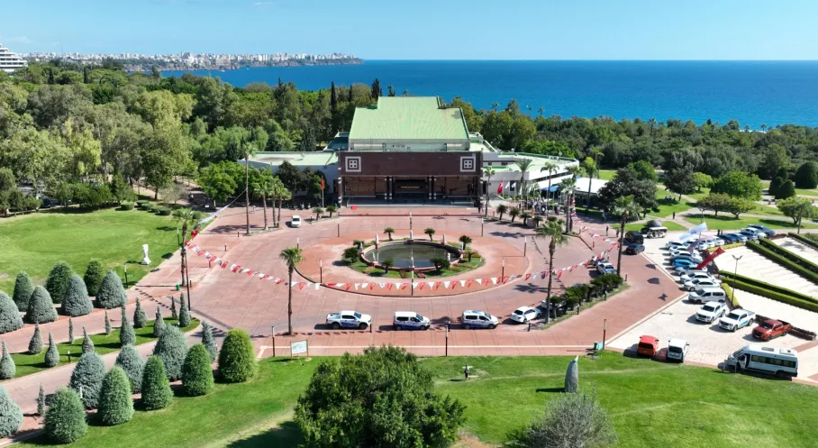 Antalya'ya Uluslararası Yeşil Bayrak Ödülü: Atatürk Kültür Parkı Zirvede!