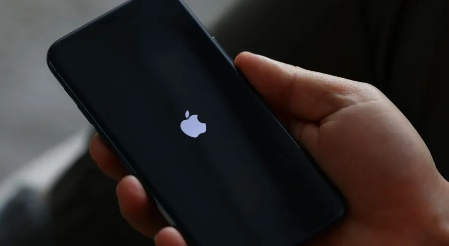 Apple Tarih Yazdı! 4 Trilyon Doları Aşan İlk Şirket Oldu!