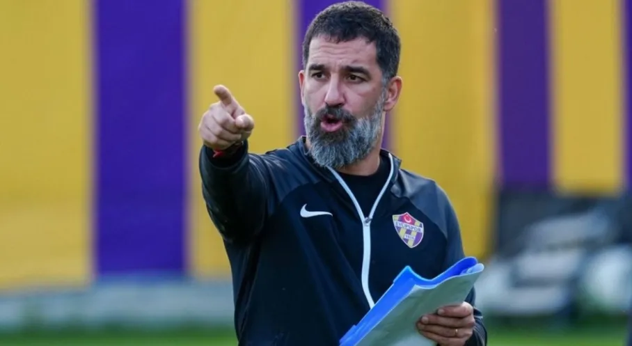 Arda Turan'dan Galatasaray Açıklaması: Profil Değişikliği Tartışmalara Son Verdi!