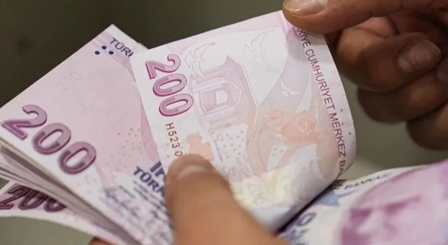 Asgari Ücrete Ara Zam Müjdesi mi? Uzmanlardan Kritik Uyarılar!